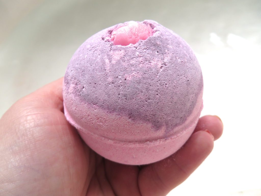 LUSH Sex Bomb Bath Bomb