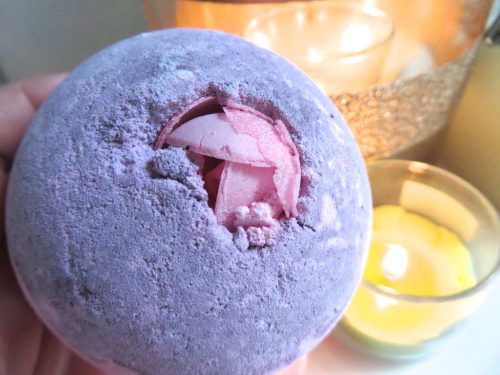 LUSH Sex Bomb Bath Bomb