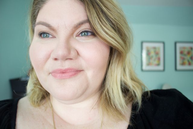 Beauty Review: Luminess Airbrush Makeup Foundation Vs. Traditional