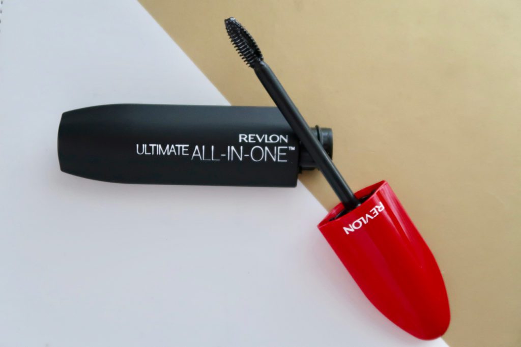 New Revlon Mascaras | All lash types welcome! If you're on the hunt for a new mascara for volume and length, here are three new mascaras from Revlon to check out! | www.simplystine.com