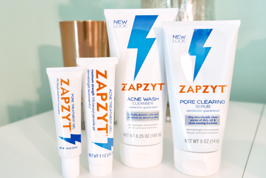  Treat Your Adult Acne With ZAPZYT! An acne fighting product line targeted to stop acne in as little as five hours! | www.simplystine.com