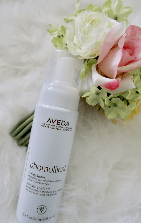 My Favorite Aveda Hair Products | The best hair products to fight frizz, smooth strands and keep hair in place! | www.simplystine.com