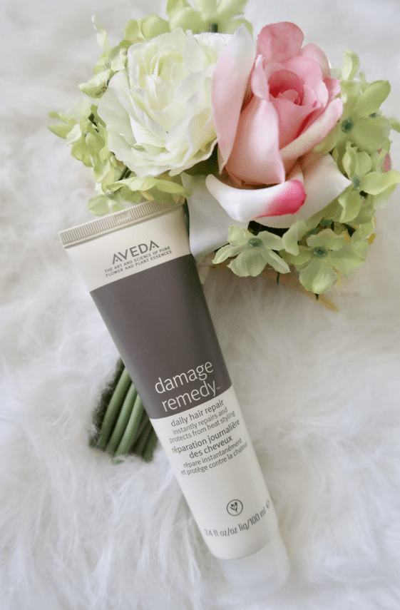 My Favorite Aveda Hair Products | The best hair products to fight frizz, smooth strands and keep hair in place! | www.simplystine.com