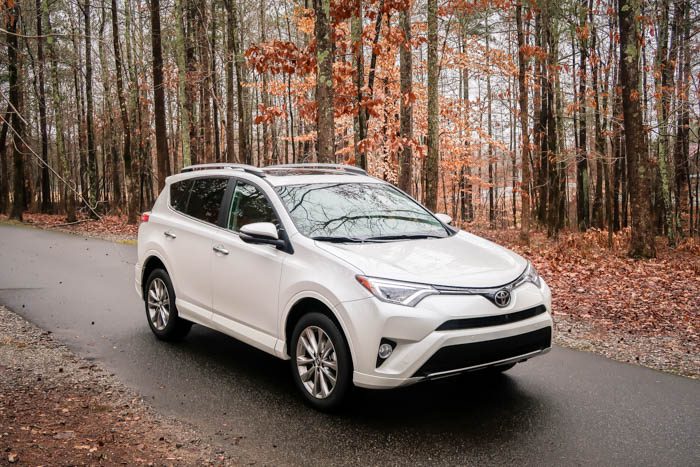 Exploring Duluth, Georgia in the 2017 Toyota RAV4