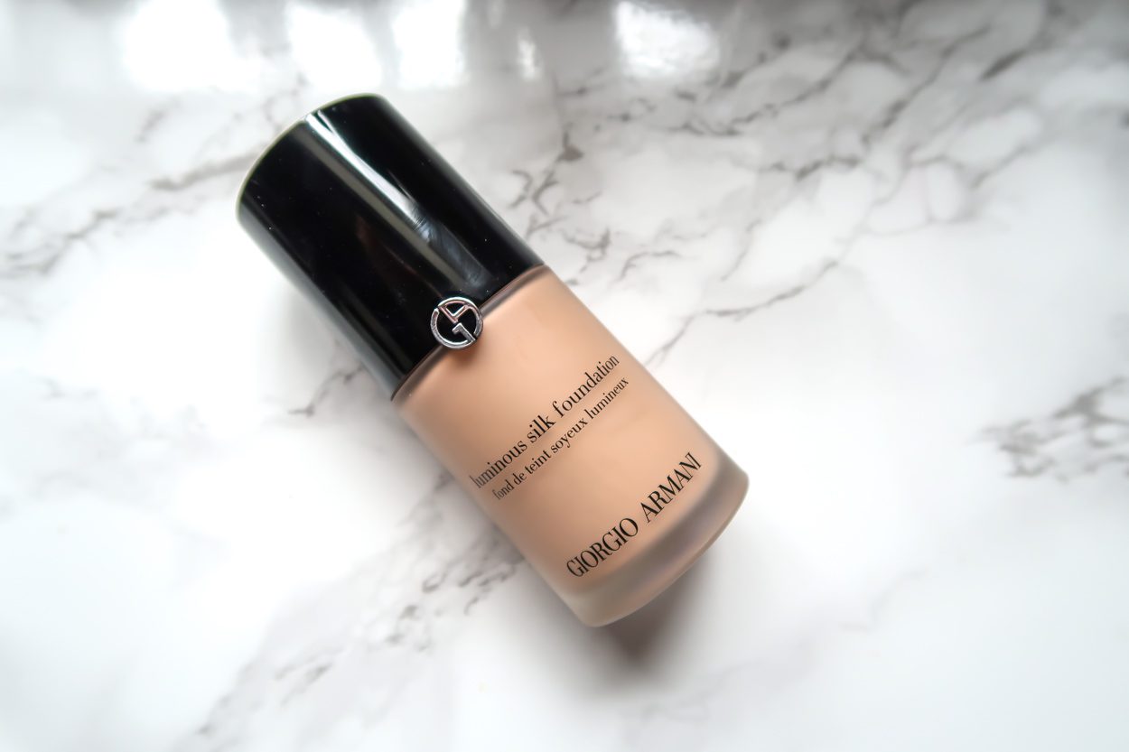 Giorgio Armani Luminous Silk Foundation Review And Overview