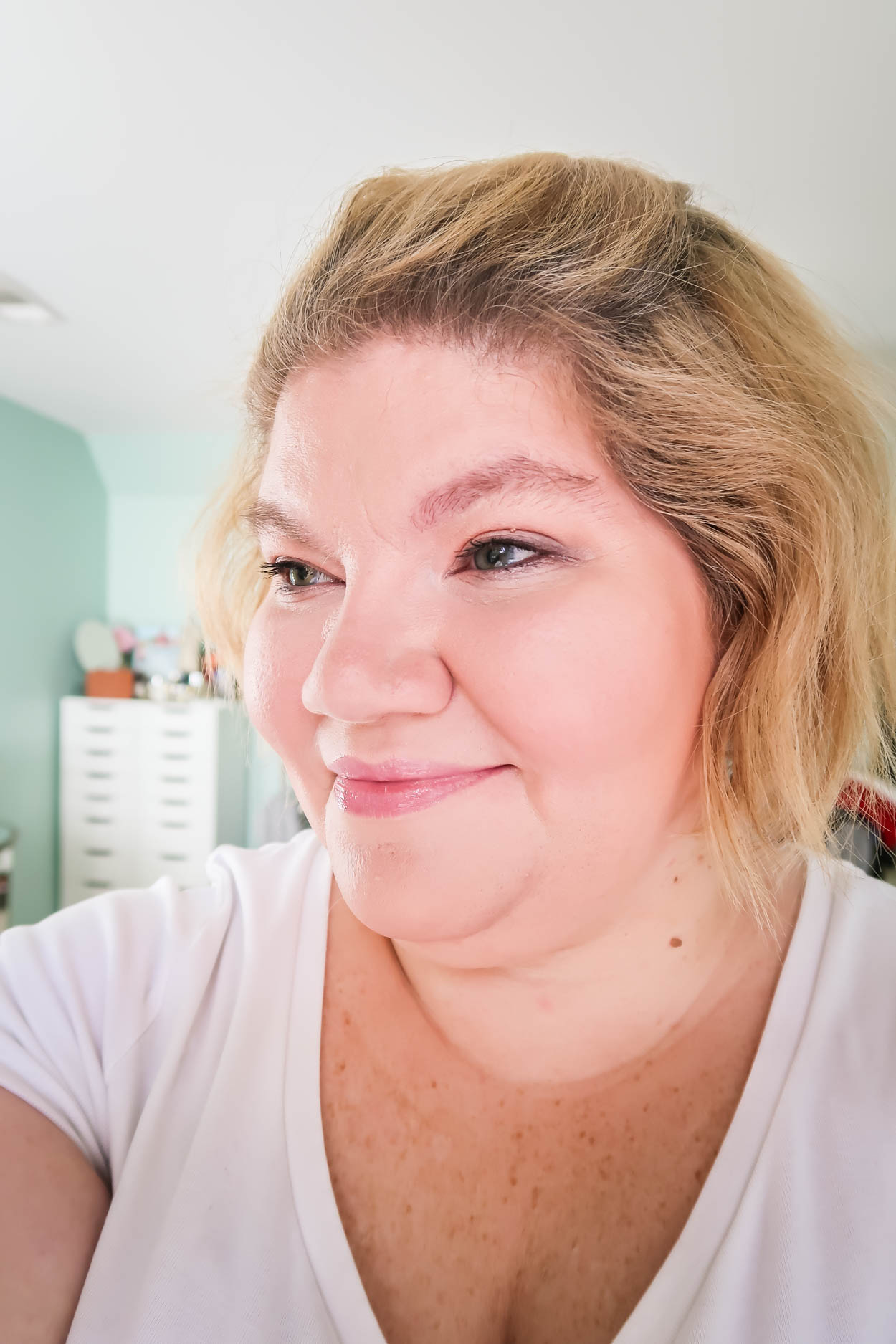 Jane Iredale Makeup is commonly known as skincare makeup. Why? Because the makeup products that Jane Iredale offers are high-quality mineral makeup that enhance your complexion, are cruelty-free and are free of any chemicals and/or synthetic ingredients. #beauty #GreenBeauty #MineralMakeup