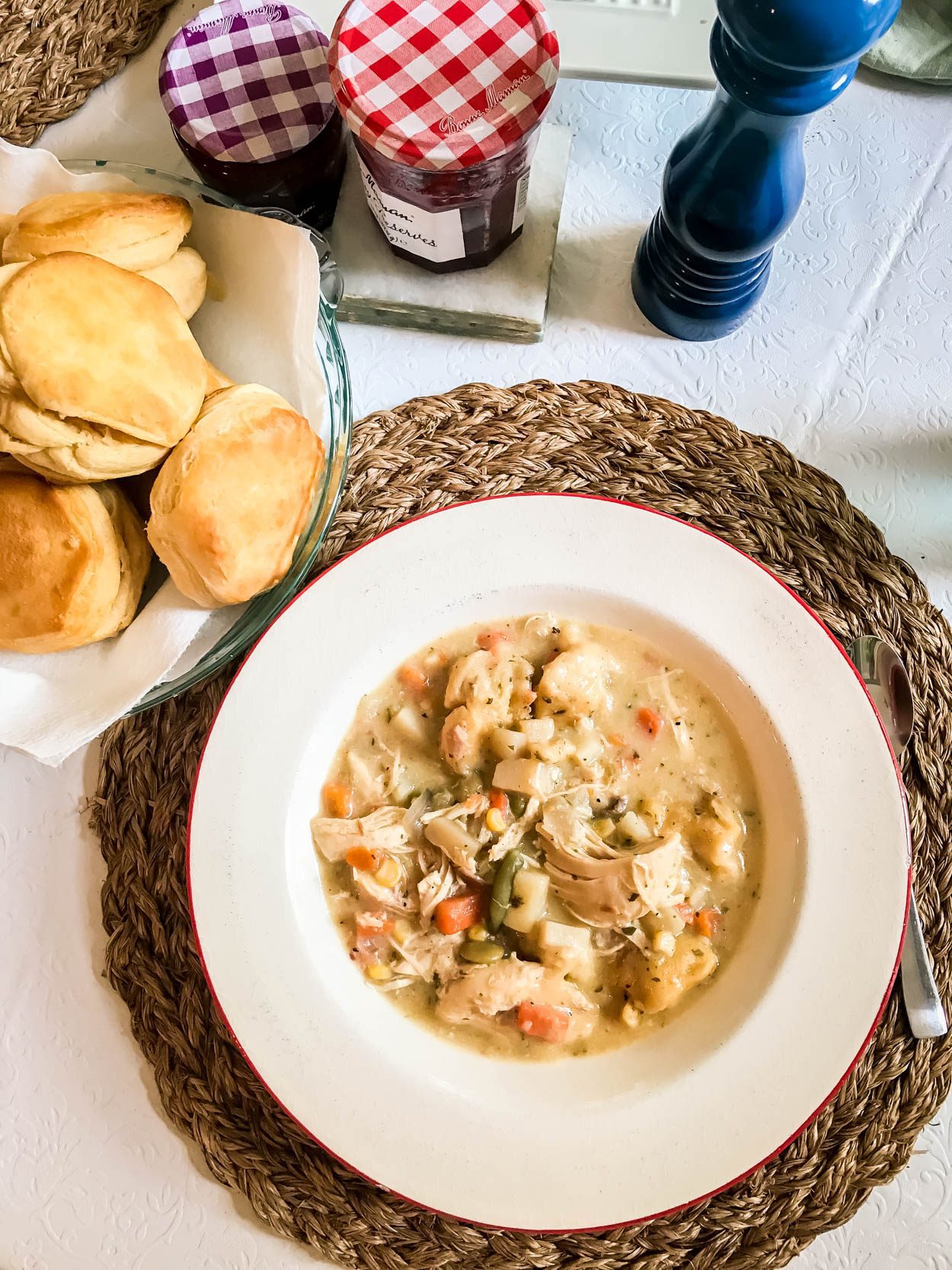 The easiest recipe for crock pot chicken and dumplings that you'll ever find! Not only does this recipe taste delicious, but it's so incredibly easy to put together #recipe #crockpot #chickenanddumplings