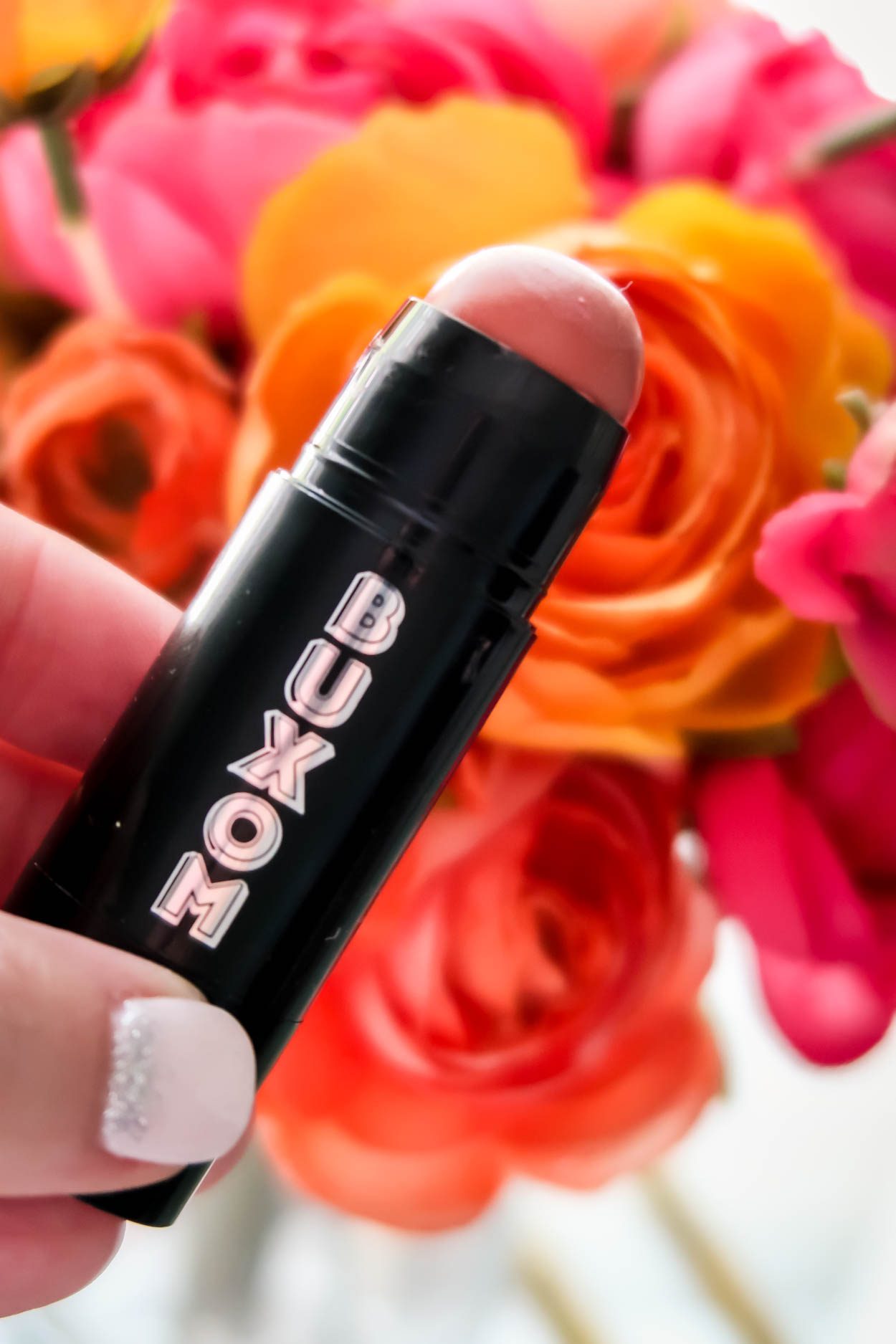 Favorite Makeup Products From Buxom Cosmetics that will help you achieve a gorgeous, but yet natural makeup look in no time! #beauty #makeup #buxomcosmetics #fallmakeup