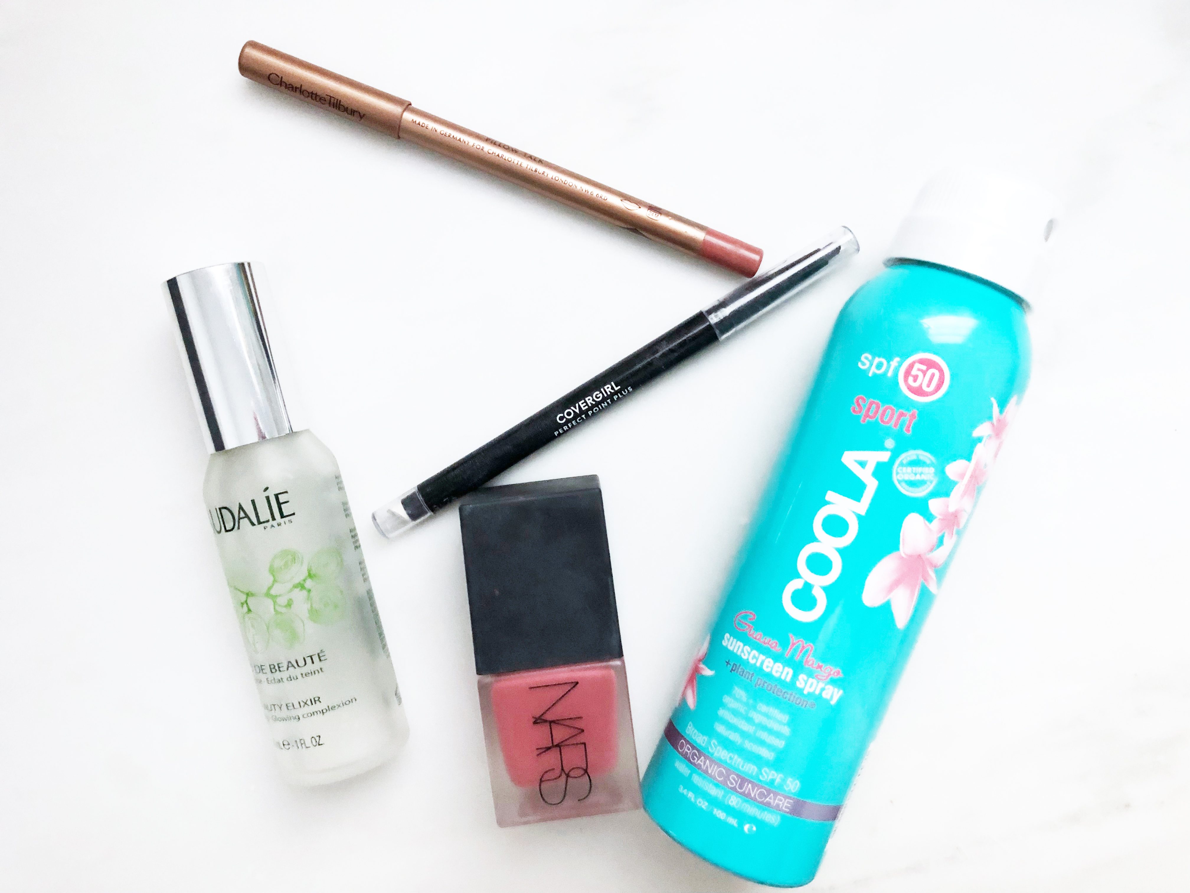 Nicole shares her favorite beauty products on Simply Stine. A mix of drugstore and high-end beauty products!