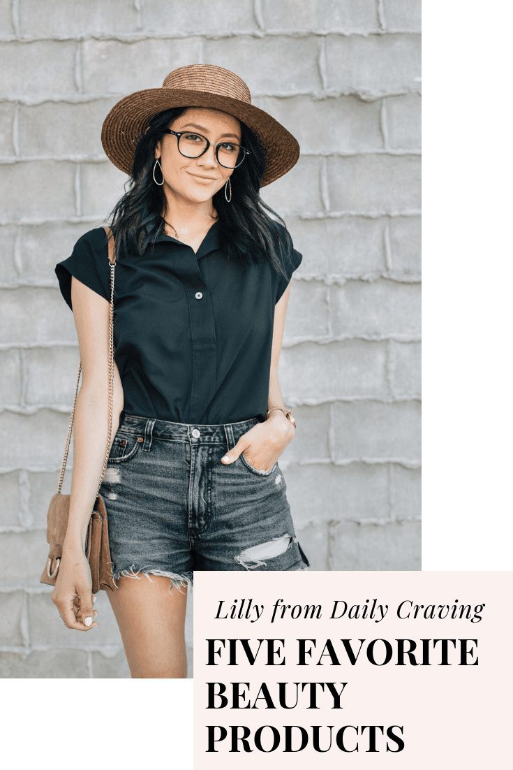 My Five Favorite Beauty Products with Lilly from Daily Craving.  She's a Houston Style Blogger who's sharing her favorite beauty products on Simply Stine! #Skincare #Makeup #Hair #AcneScarring #StyleBlogger