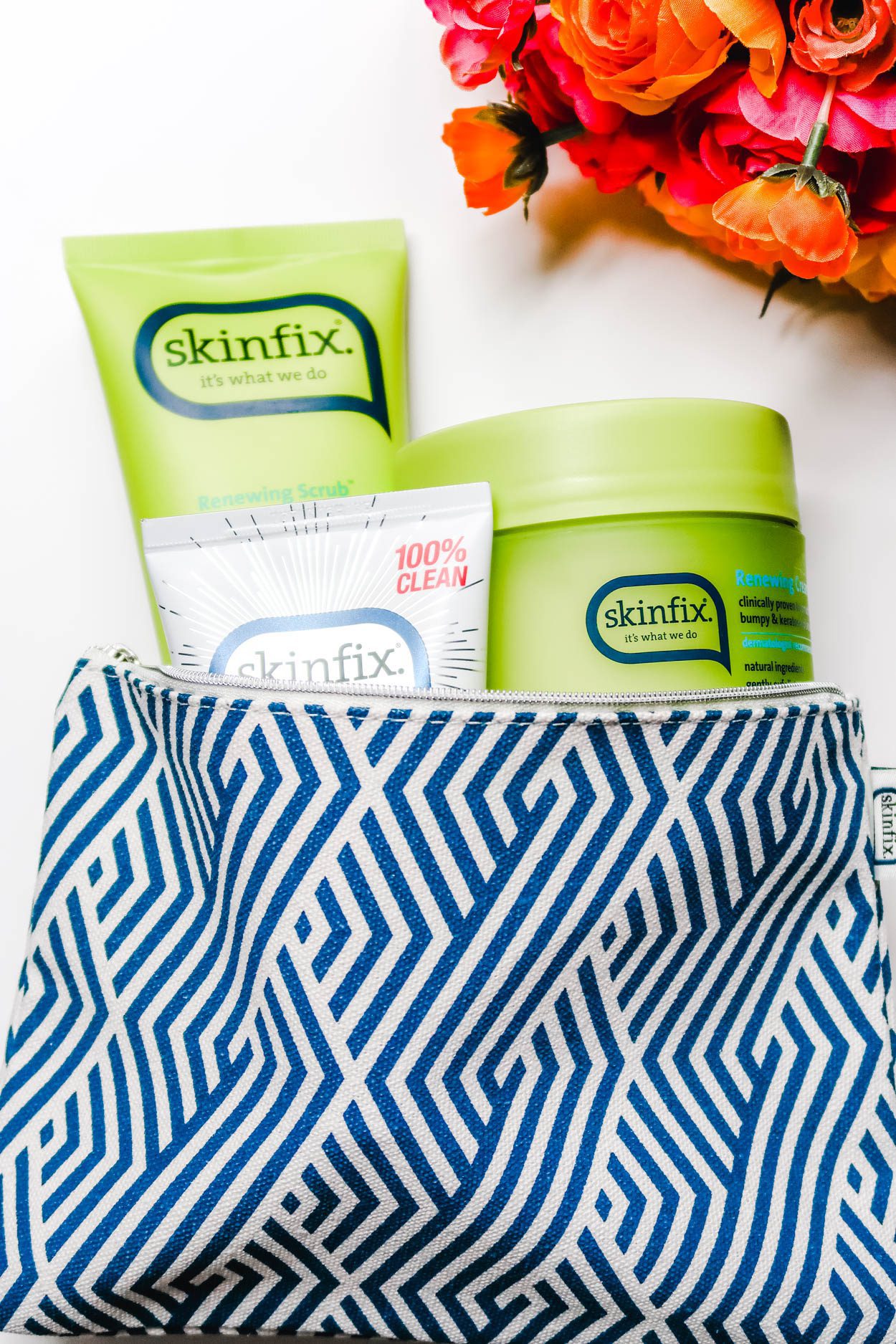 Skinfix Exfoliate and Hydrate 3-Piece Kit is available on QVC. This 2-piece kit (plus bag) will help dry, irritated, rough skin. It features an exfoliant, moisturizer and renewing cream. #skincare #qvc #qvcbeauty #dryskin